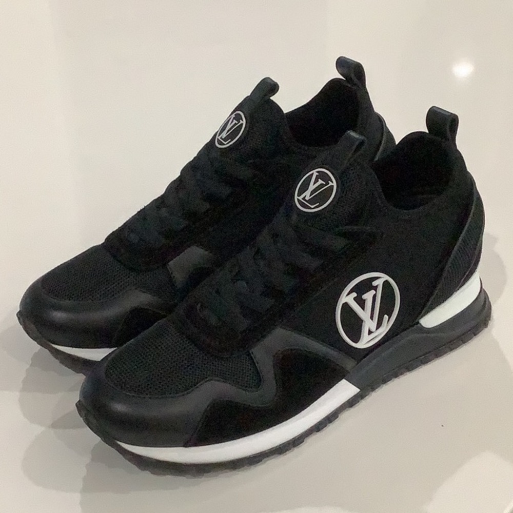 Authentic Vuitton Run Away Sneakers 39 Black 1A9ER9 or 1A9ER7